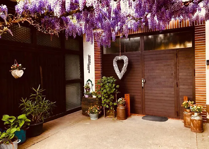 Gaestehaus Annel * Niederhorbach